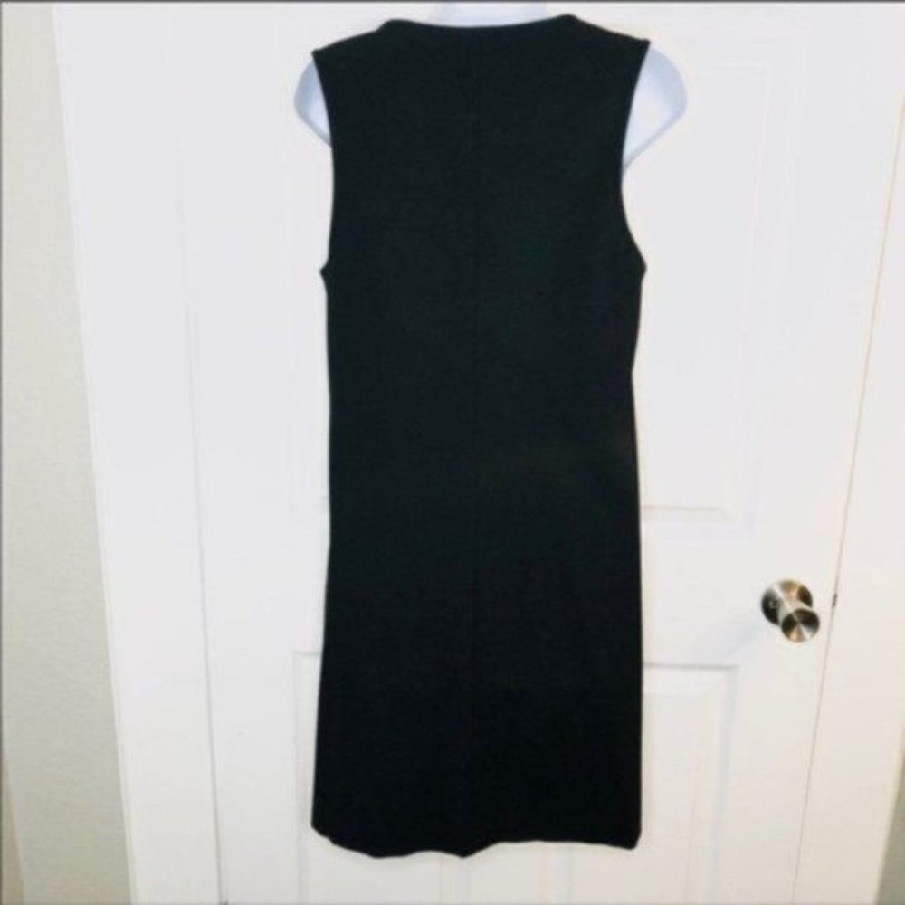 Isda & Co Sleeveless 70s Vibe V-neck Dress Black M - Picture 3 of 9